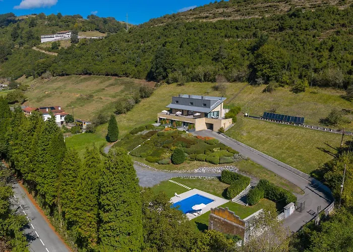 Holiday home Beautiful House 15min From Bilbao *